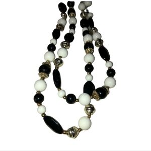 Black and white necklace 12 inches long